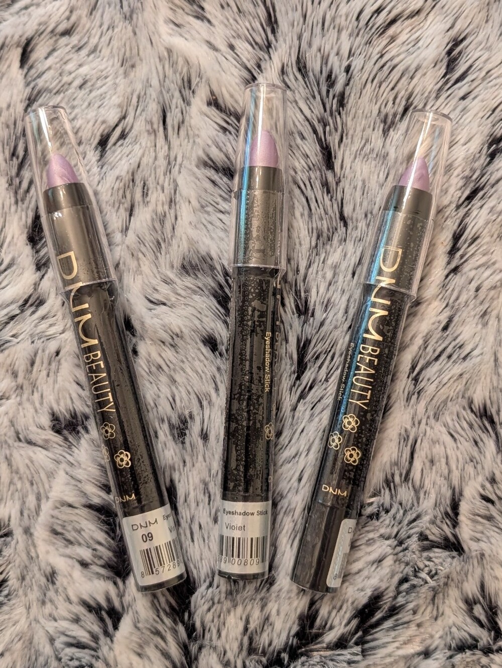 Violet Shimmer Eyeshadow Stick - Violet #9